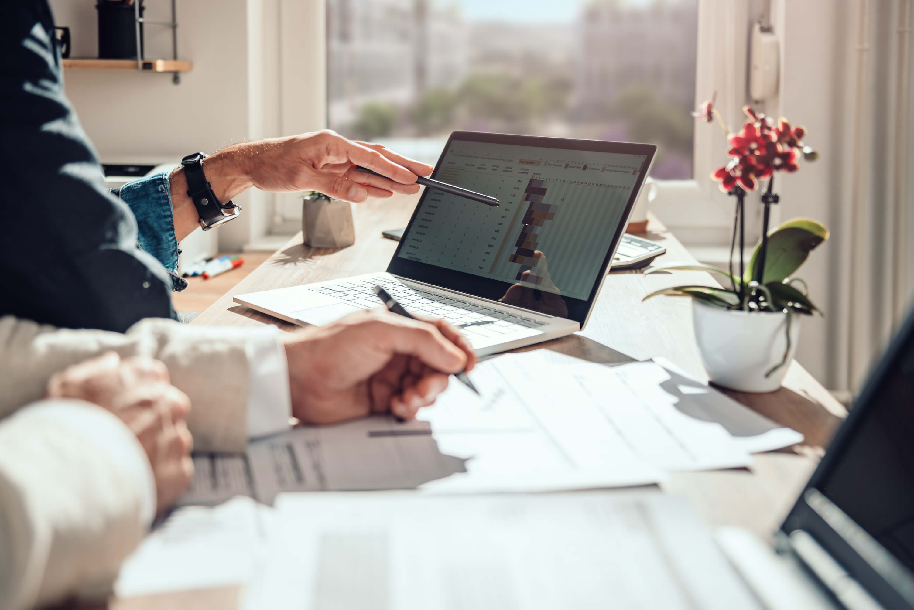 How to Project Manage Creative Projects | SmartBug Media®